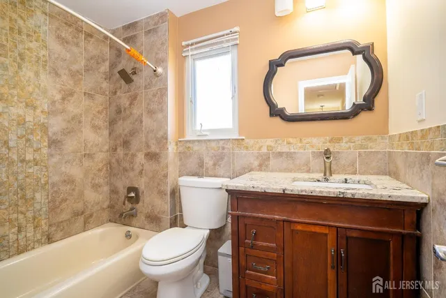 $579,900 | 26 Isaac Drive, Dayton, NJ 08810