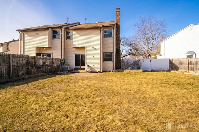 $579,900 | 26 Isaac Drive, Dayton, NJ 08810