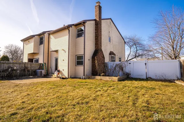 $579,900 | 26 Isaac Drive, Dayton, NJ 08810