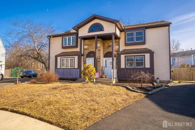 $579,900 | 26 Isaac Drive, Dayton, NJ 08810