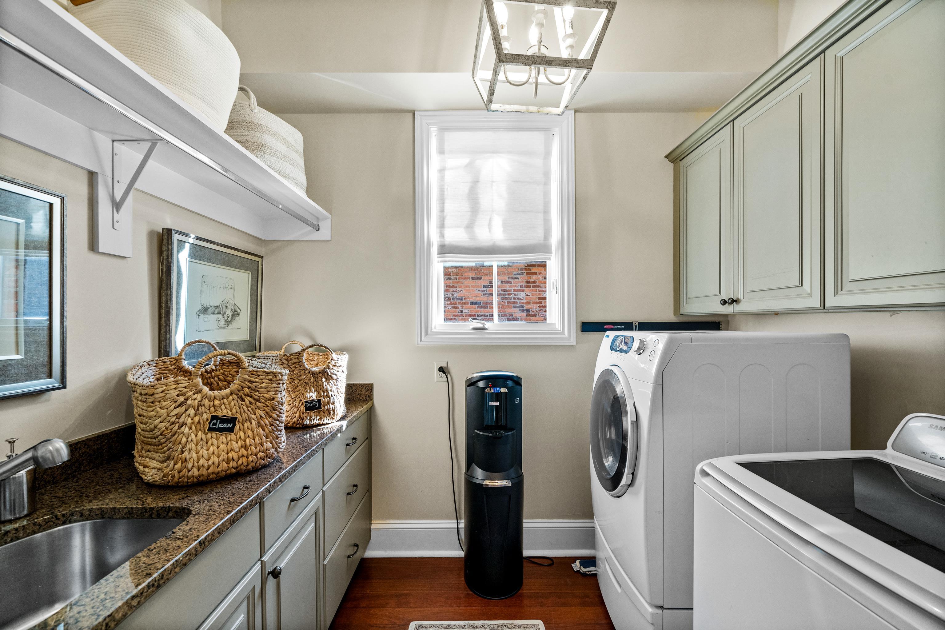 3613 Old Park Road Gulf Shores, AL 36542 - Photo 26 of 72 Laundry
