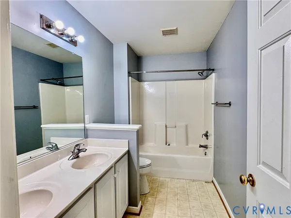 $3,600 | 11800 Autumnwood Court, Glen Allen, VA 23059