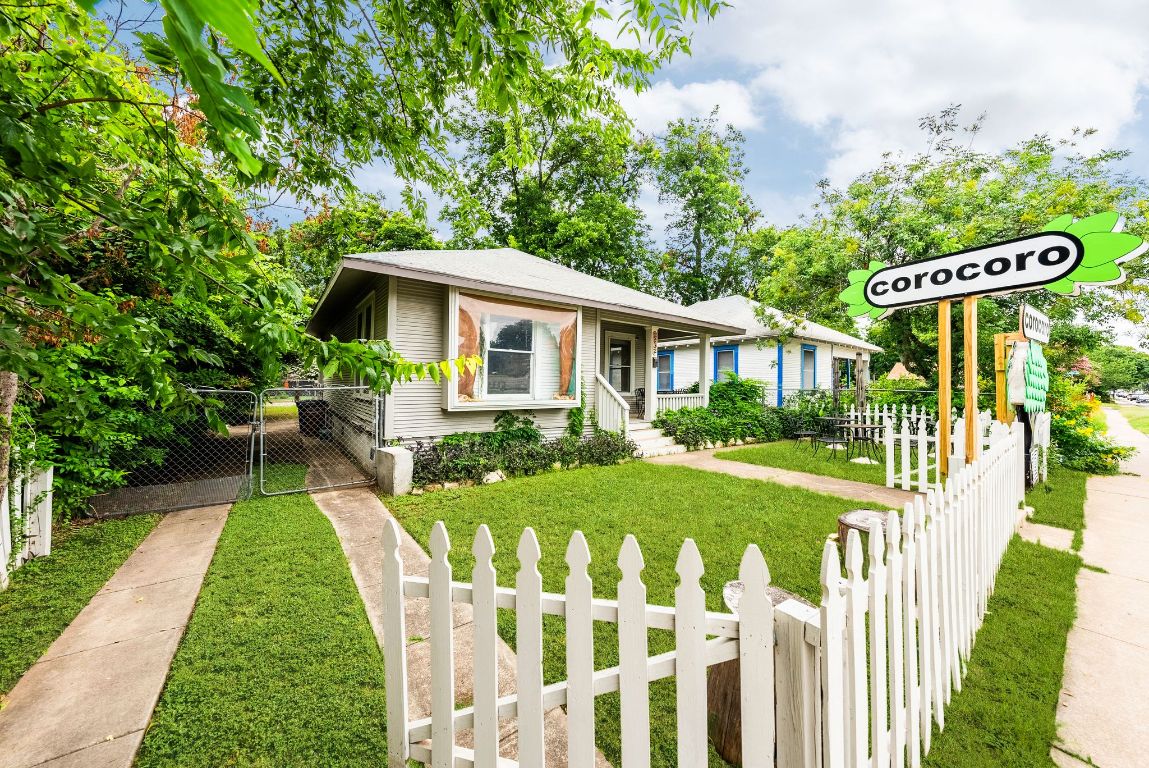 2032 East Cesar Chavez Street Austin, TX 78702 - Photo 17 of 25 View of front of house featuring a gate