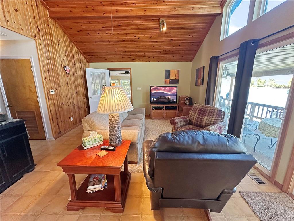 25433 Rustic Road Warsaw, MO 65355 - Photo 11 of 43