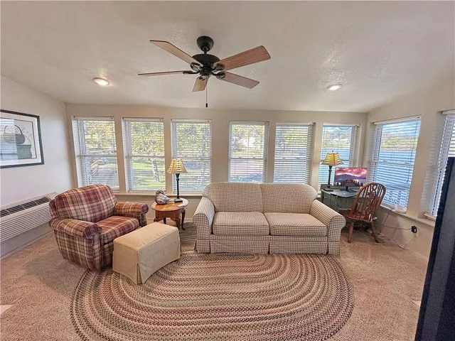 $285,000 | 25433 Rustic Road, Warsaw, MO 65355