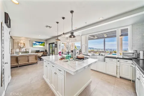 $4,395,000 | 2009 Via Aguila, San Clemente, CA 92673