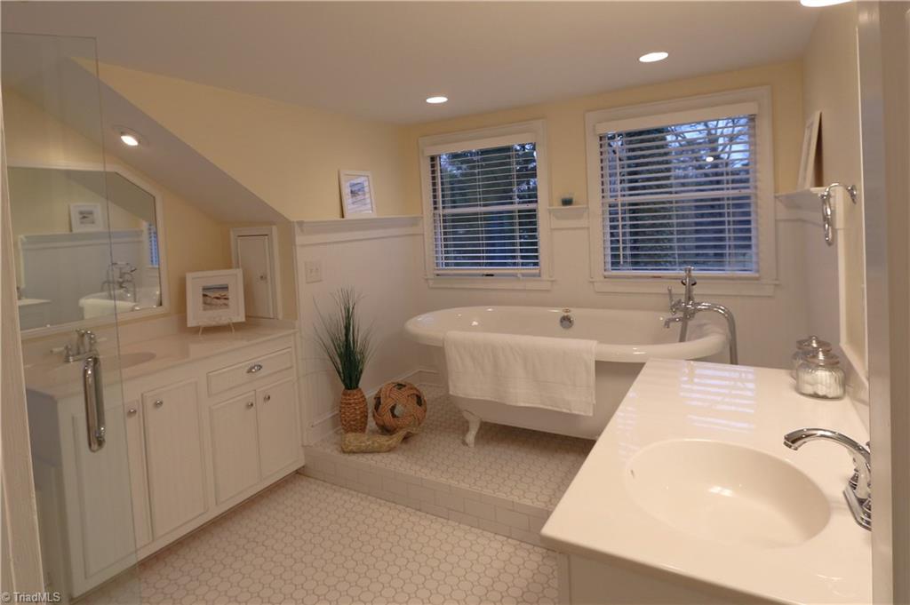 2819 Polo Road Winston-Salem, NC 27106 - Photo 13 of 23 Gallery Image 13