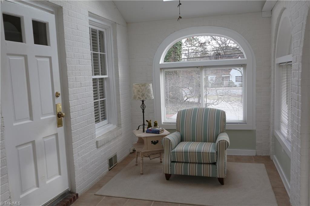 2819 Polo Road Winston-Salem, NC 27106 - Photo 3 of 23 Gallery Image 3