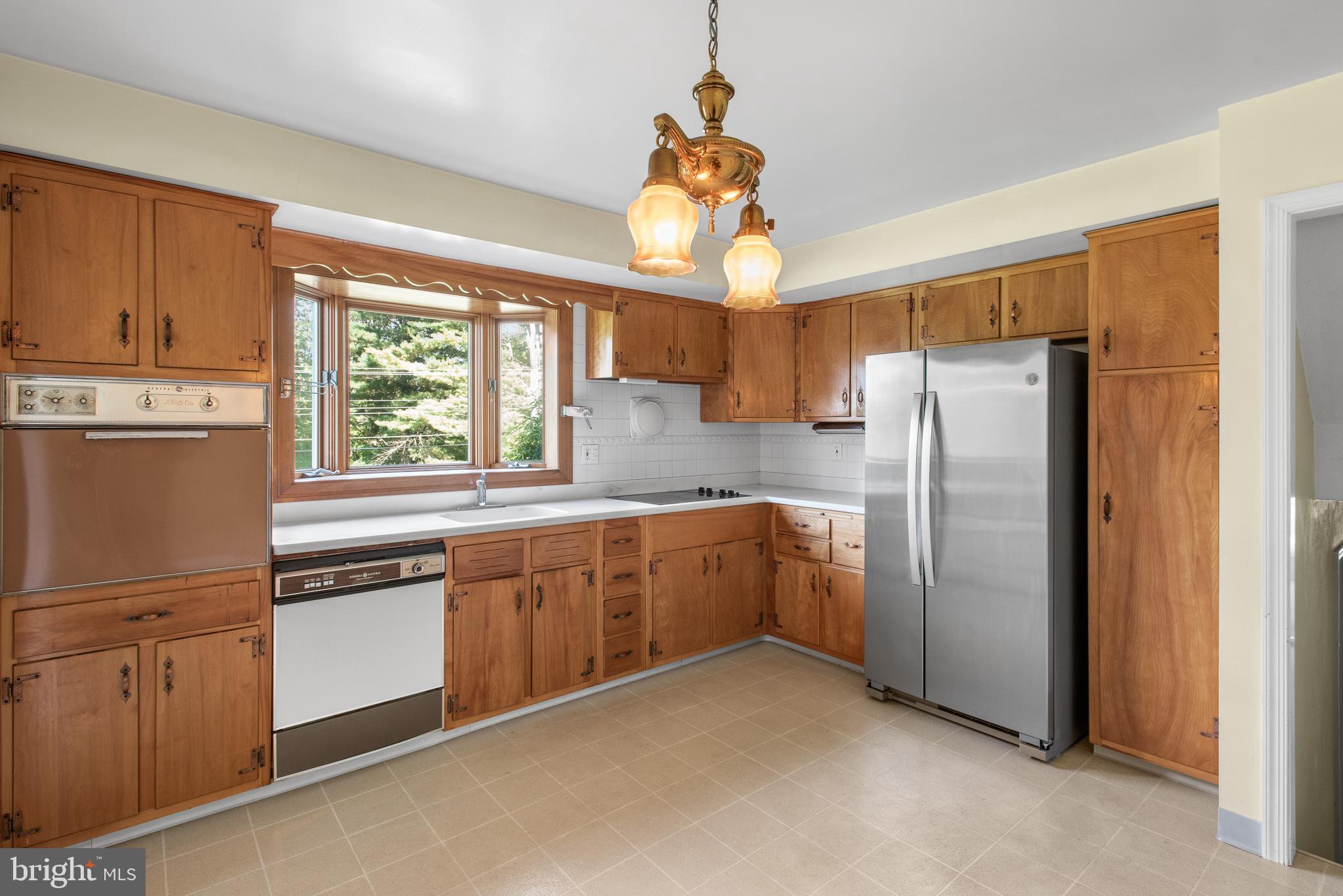 273 Devonshire Road Devon, PA 19333 - Photo 10 of 30