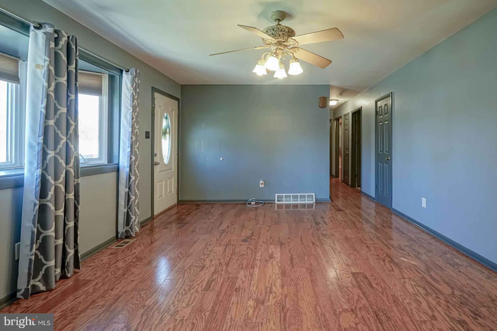 6 Grove Road Pennsville, NJ 08070 - Photo 5 of 30 Gallery Image 5