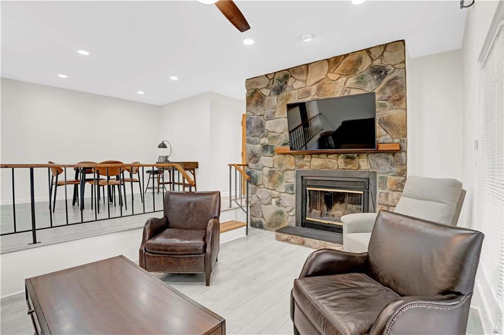2405 Kenzie Road Pittsburgh, PA 15205 - Photo 13 of 36 Gallery Image 13