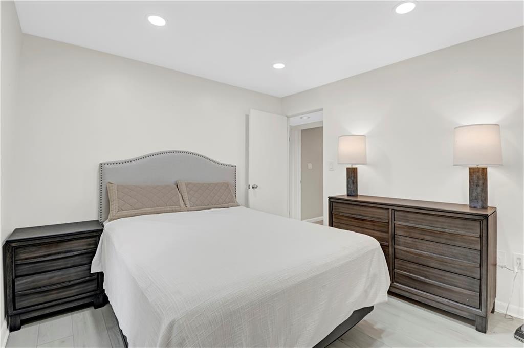 2405 Kenzie Road Pittsburgh, PA 15205 - Photo 15 of 36 Gallery Image 15