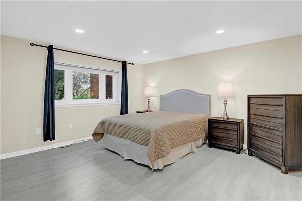 2405 Kenzie Road Pittsburgh, PA 15205 - Photo 18 of 36 Gallery Image 18