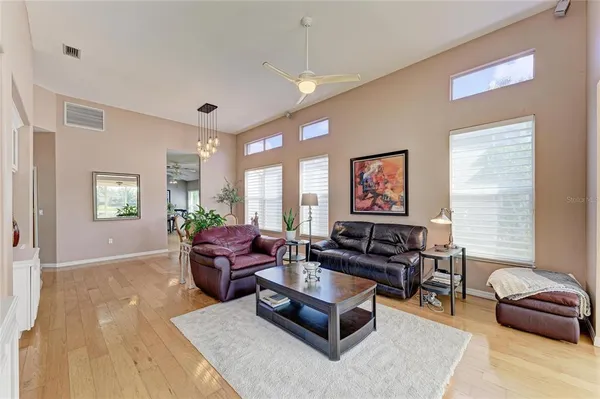 $475,000 | 3907 Alamanda Drive, Sarasota, FL 34238