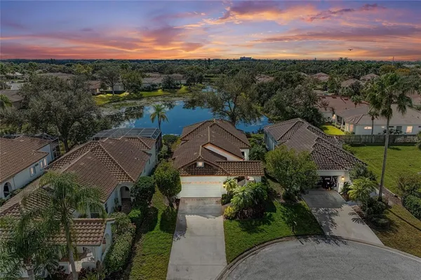 $475,000 | 3907 Alamanda Drive, Sarasota, FL 34238