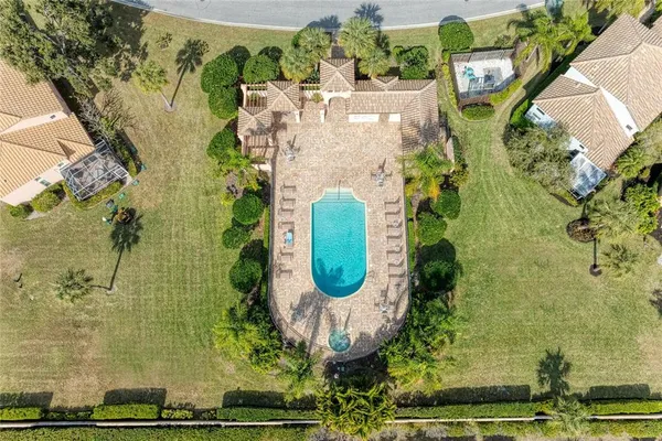$475,000 | 3907 Alamanda Drive, Sarasota, FL 34238