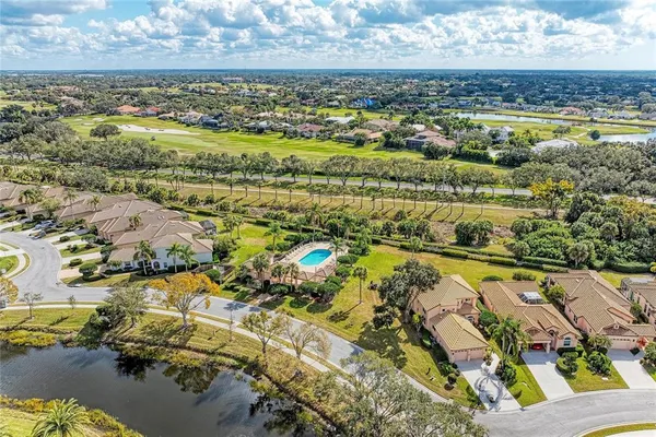 $475,000 | 3907 Alamanda Drive, Sarasota, FL 34238