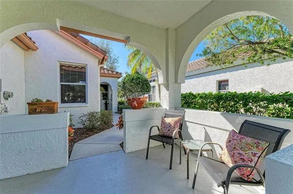$475,000 | 3907 Alamanda Drive, Sarasota, FL 34238