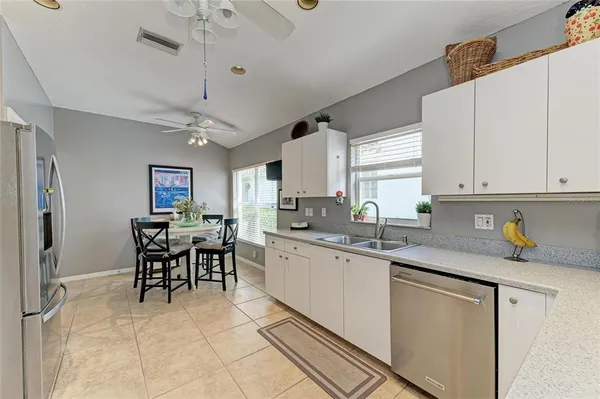 $475,000 | 3907 Alamanda Drive, Sarasota, FL 34238