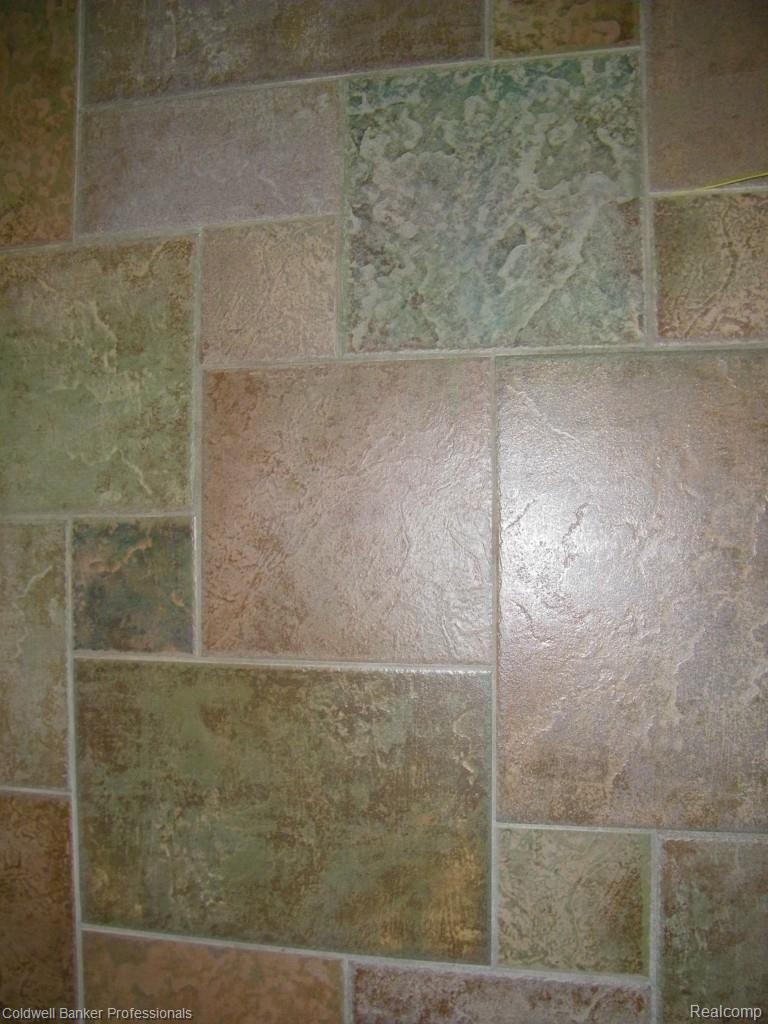 6740 Wagner Road Imlay City, MI 48444 - Photo 22 of 38 100_1128.jpg