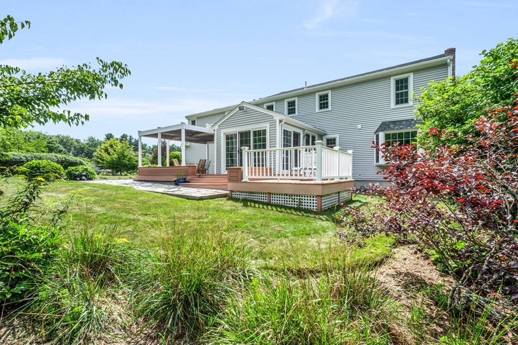 7 Lakeview Circle Sutton, MA 01590 - Photo 29 of 30 Gallery Image 29