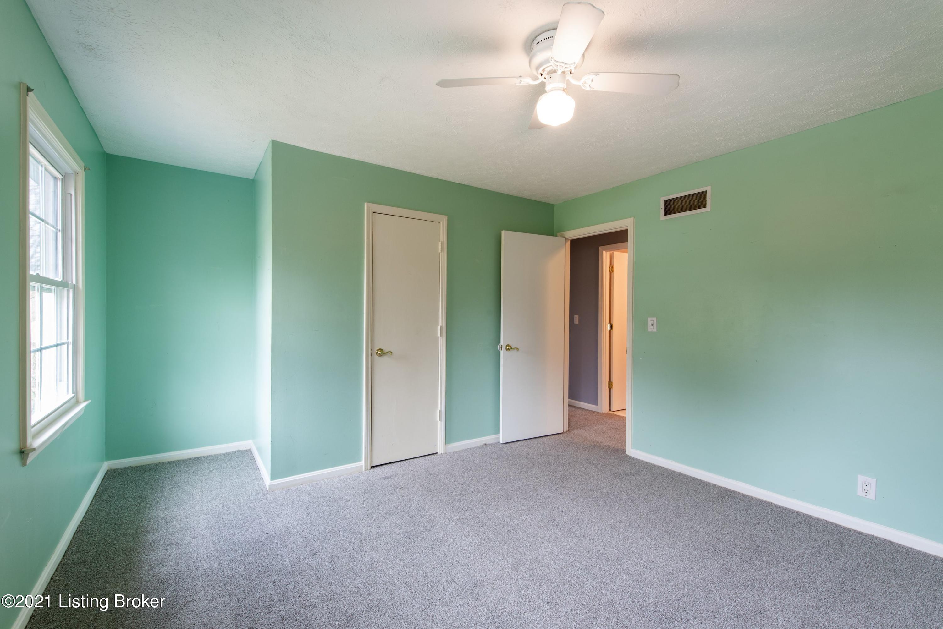 13318 Creekview Road Prospect, KY 40059 - Photo 22 of 34 BR 2 closet