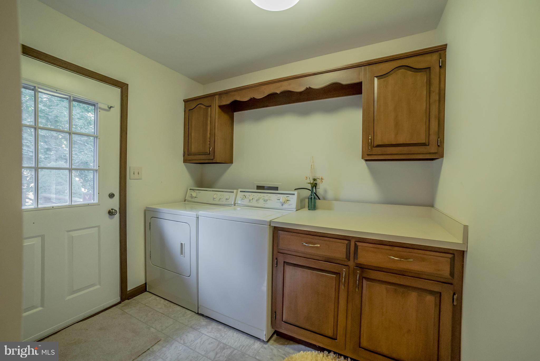 2481 Mullinix Mill Road Mount Airy, MD 21771 - Photo 12 of 30 Laundry/Mud Room