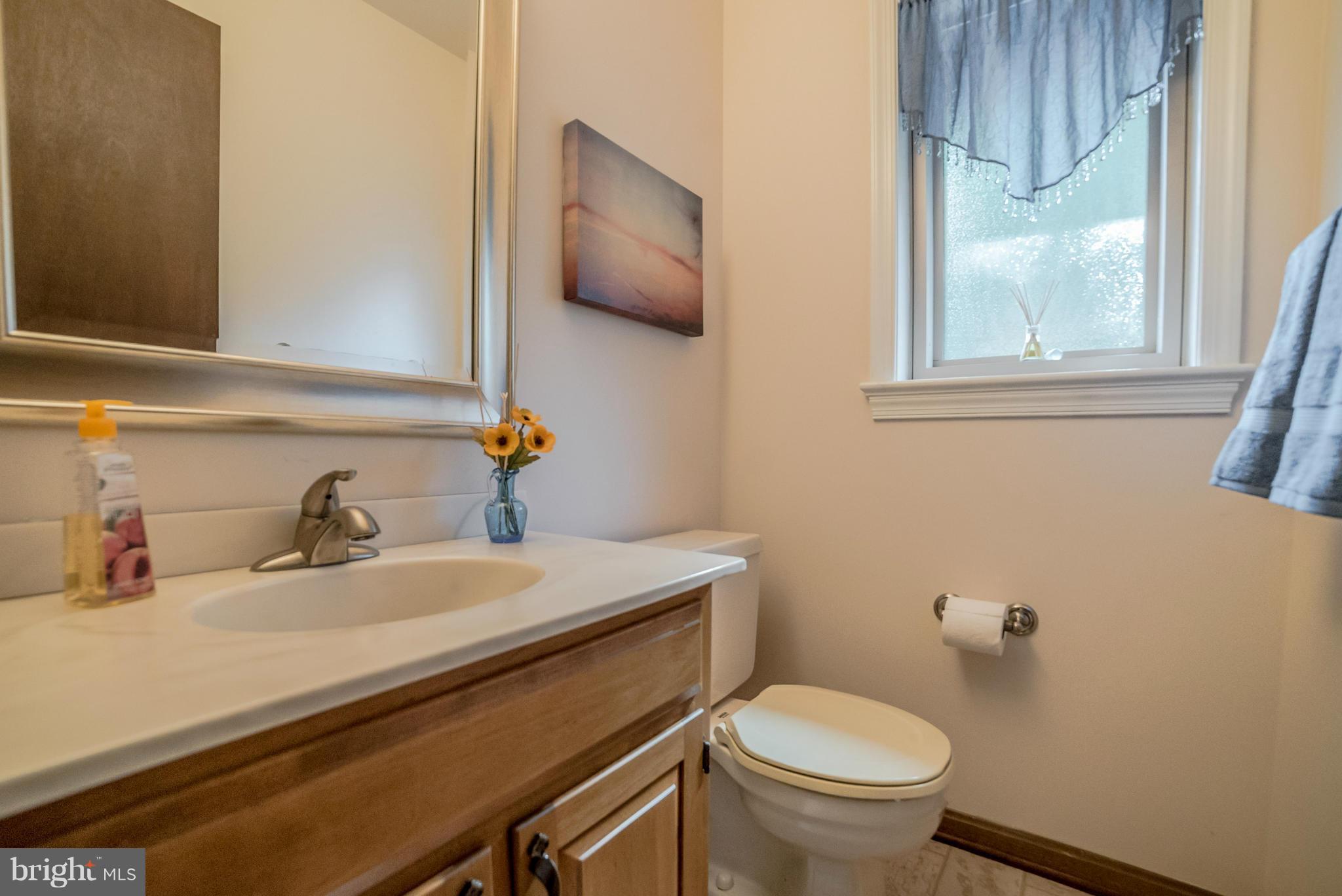 2481 Mullinix Mill Road Mount Airy, MD 21771 - Photo 16 of 30 1st Bath