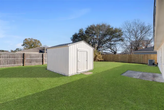 $250,000 | 9803 Wren Street, La Porte, TX 77571