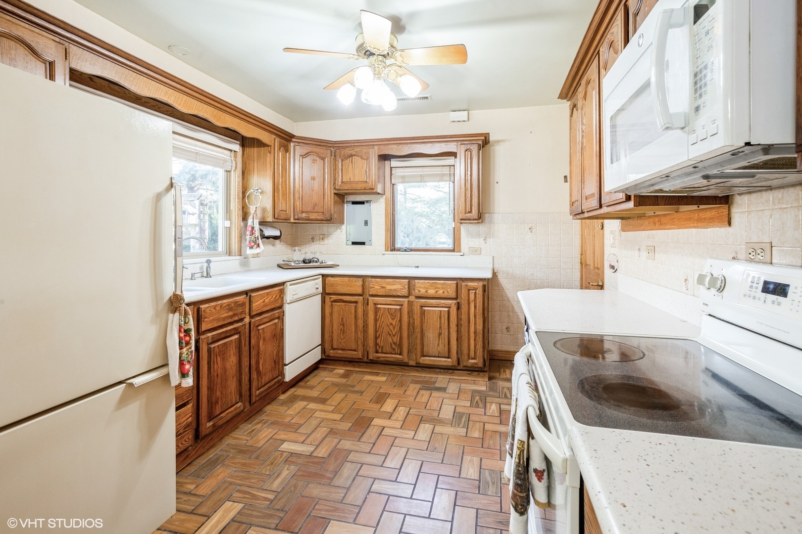 4N150 Church Road Bensenville, IL 60106 - Photo 9 of 45 Gallery Image 9