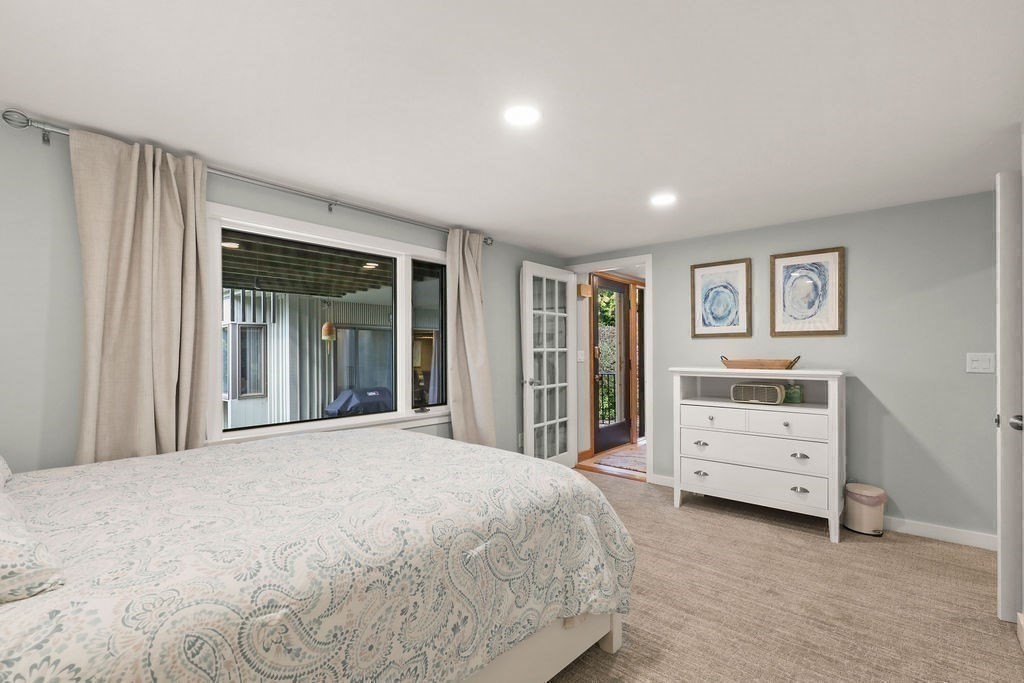 566 Shore Road Bourne, MA 02559 - Photo 19 of 37