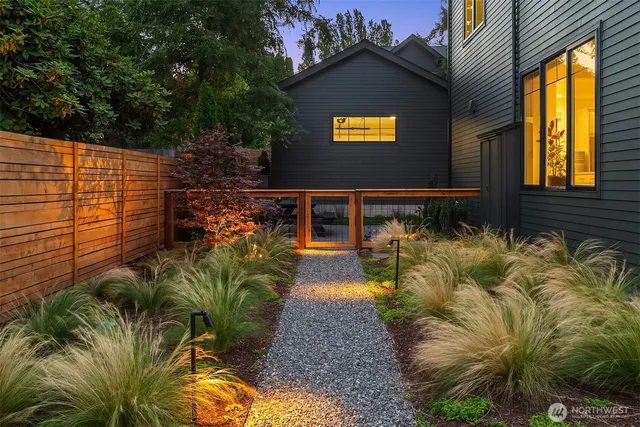 $1,550,000 | 10419 41st Avenue Southwest, Seattle, WA 98146