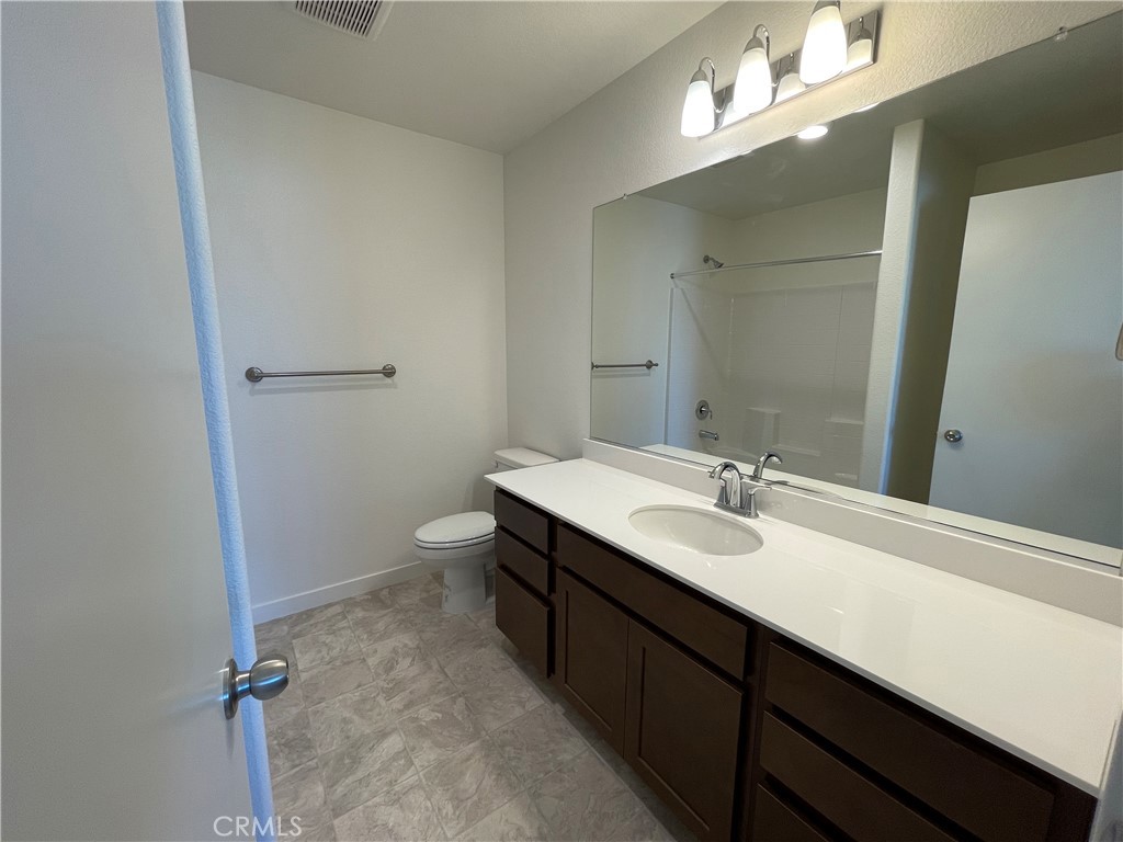 732 Stone Ridge Avenue Merced, CA 95341 - Photo 2 of 5