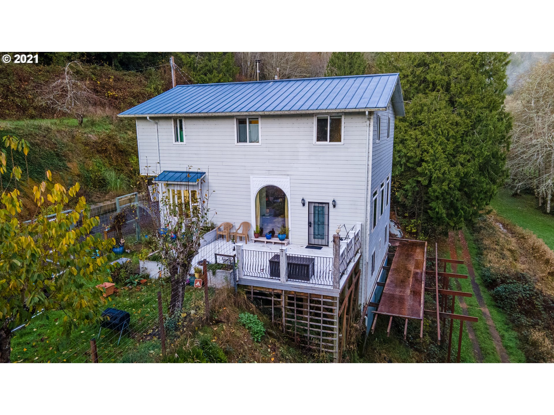 4363 South Smith River Road Reedsport, OR 97467 - Photo 22 of 32 Gallery Image 22