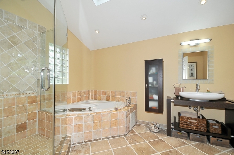 1700 Westover Road Linden, NJ 07036 - Photo 12 of 36 Gallery Image 12
