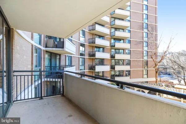 $550,000 | 4620 North Park Avenue, Unit 308E, Chevy Chase, MD 20815