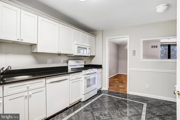 $550,000 | 4620 North Park Avenue, Unit 308E, Chevy Chase, MD 20815