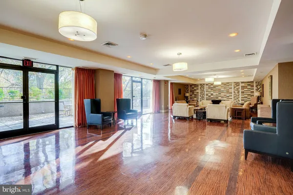 $550,000 | 4620 North Park Avenue, Unit 308E, Chevy Chase, MD 20815