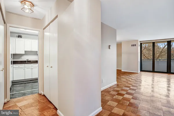 $550,000 | 4620 North Park Avenue, Unit 308E, Chevy Chase, MD 20815