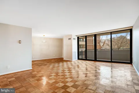 $550,000 | 4620 North Park Avenue, Unit 308E, Chevy Chase, MD 20815