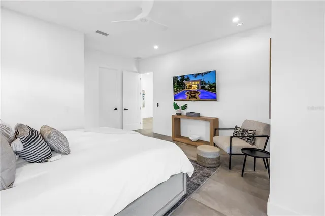 $20,000 | 2065 Goldenrod Street, Sarasota, FL 34239