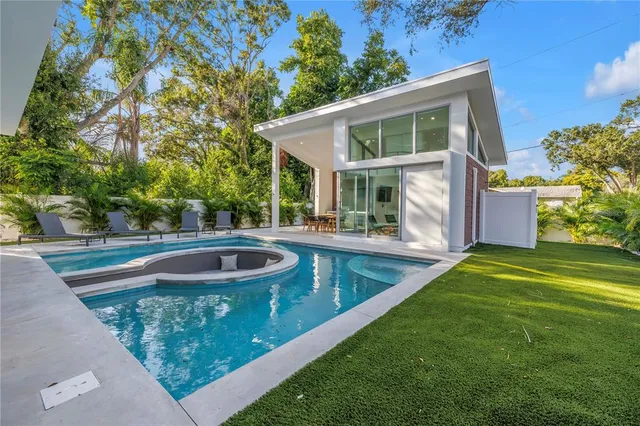 $20,000 | 2065 Goldenrod Street, Sarasota, FL 34239