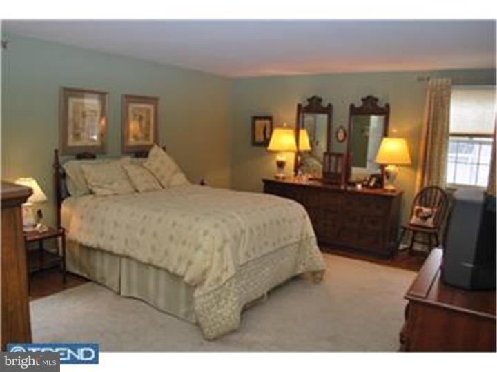 517 Arbordale Road Wayne, PA 19087 - Photo 13 of 21