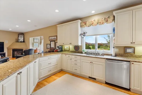 $990,000 | 2115 Plank Drive, Blacksburg, VA 24060