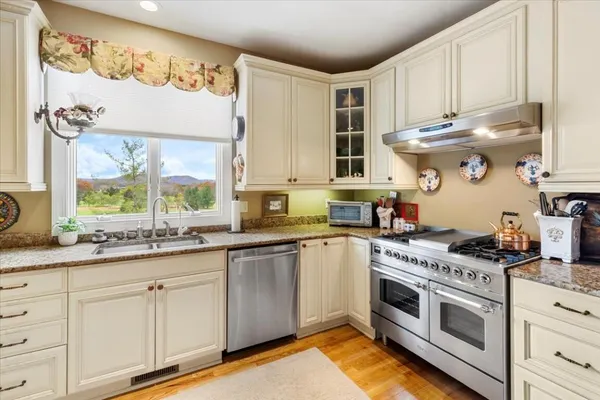 $990,000 | 2115 Plank Drive, Blacksburg, VA 24060