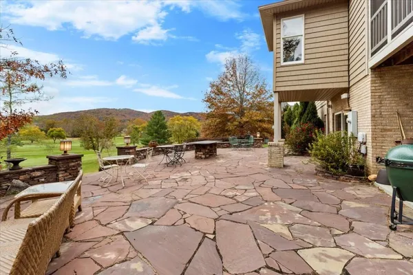 $990,000 | 2115 Plank Drive, Blacksburg, VA 24060