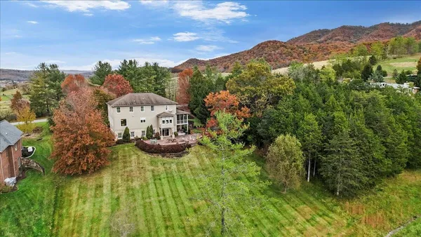 $990,000 | 2115 Plank Drive, Blacksburg, VA 24060