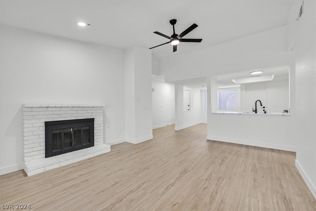 505 East Rolly Street Henderson, NV 89011 - Photo 3 of 25 Gallery Image 3