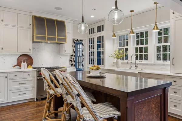 $1,749,000 | 2757 Dean Parkway, Minneapolis, MN 55416