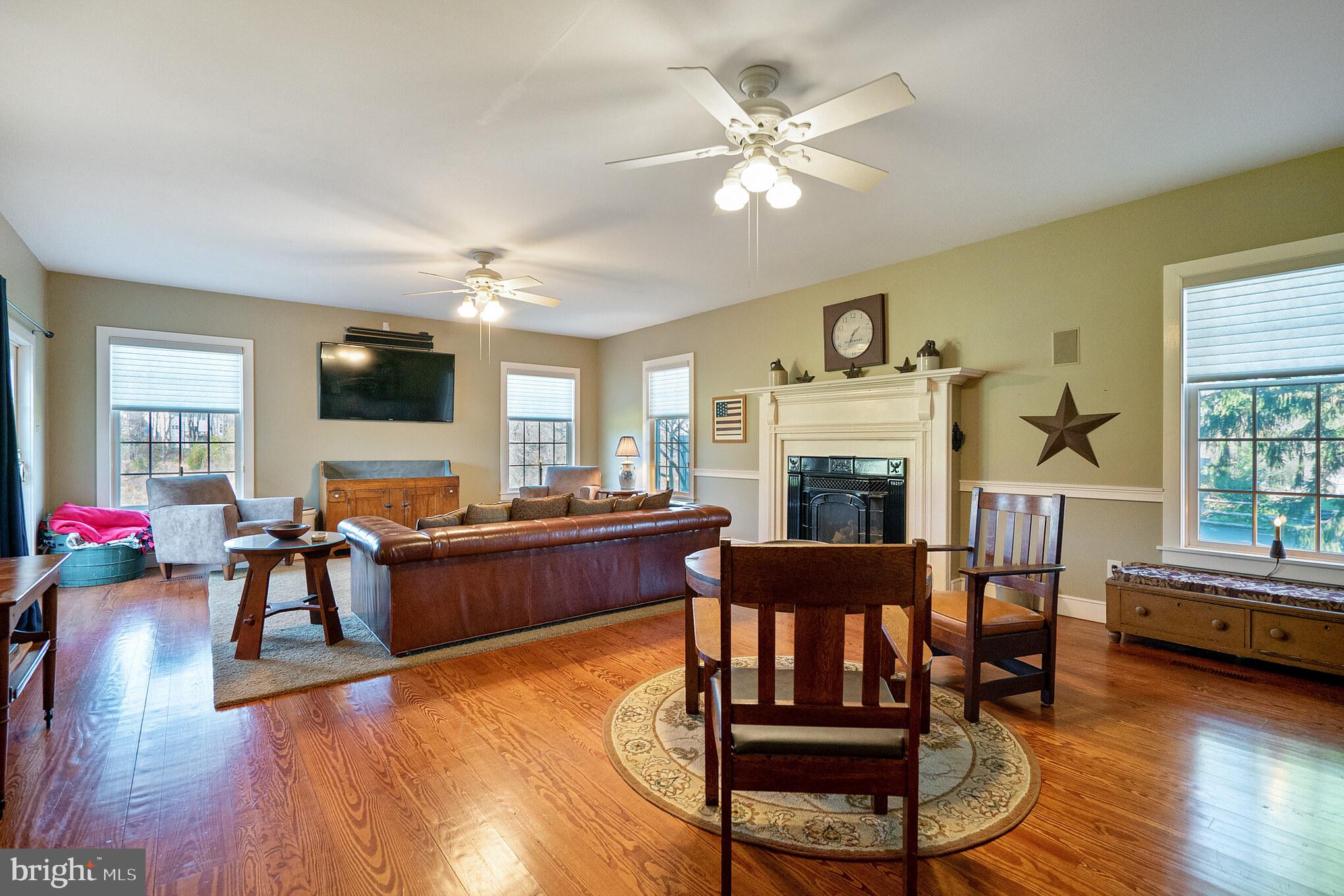 926 Stump Road Chalfont, PA 18914 - Photo 13 of 36 Great Room